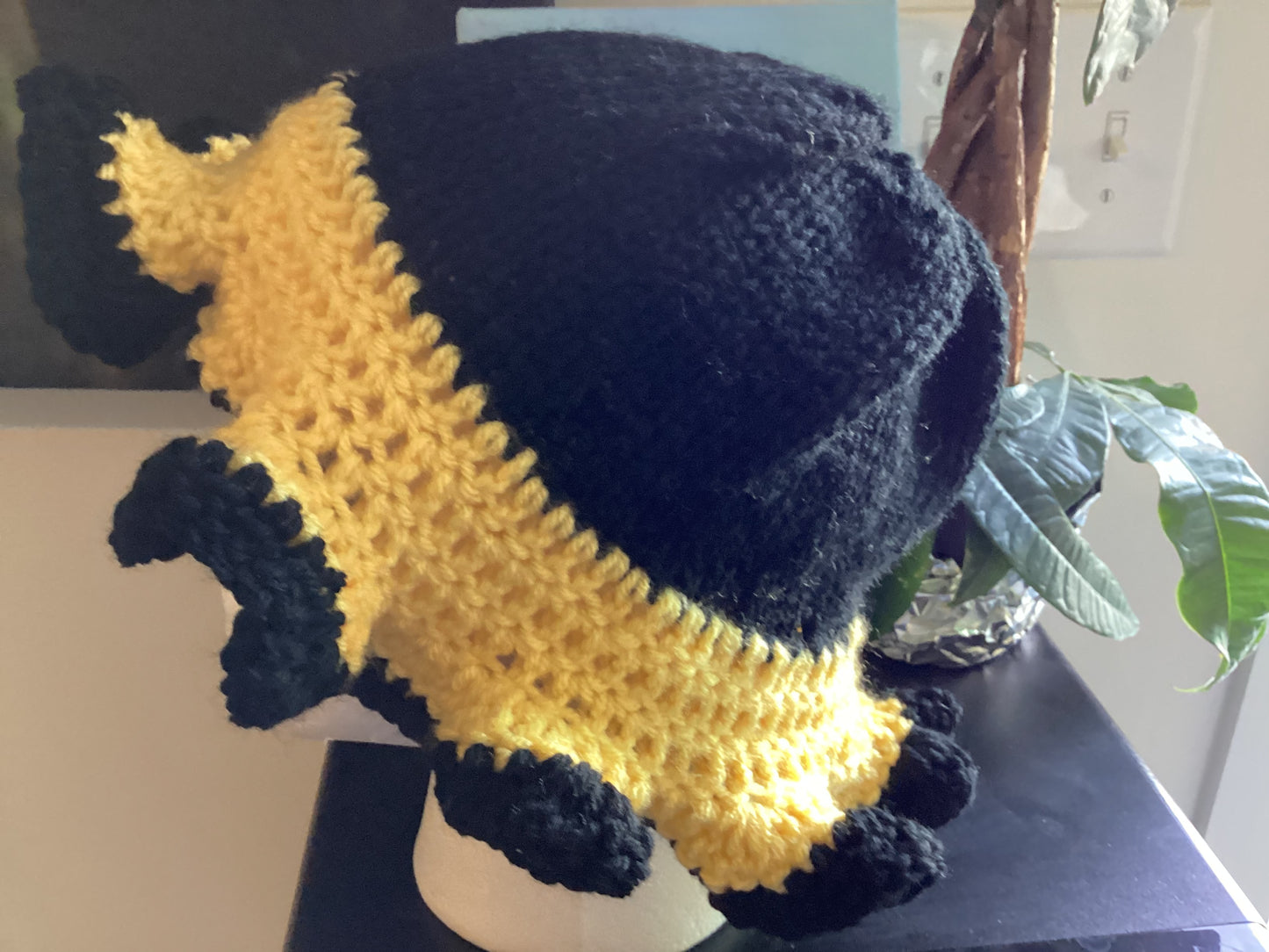 Bumblebee Ruffle Hat